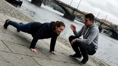 Životní historka: Jeden starý vtípek z obýváku mě nakonec dostal až na podložku ve fitku